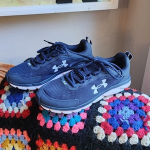 NWOT Under Armour Men's Charged Assert 9 Running Shoes, Size 8.5 US